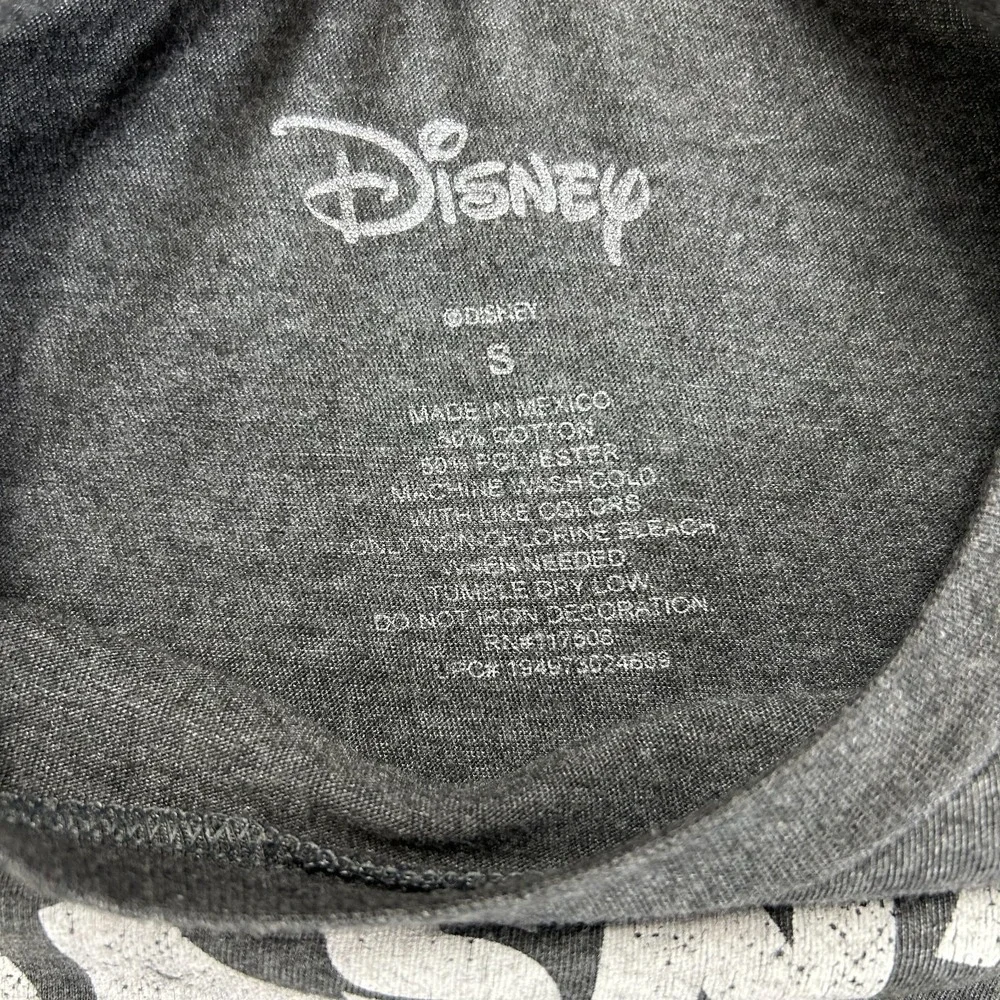 Disney Pinochio Shirt Womens S Gray Graphic It Wasn't Me Short Sleeve Crewneck